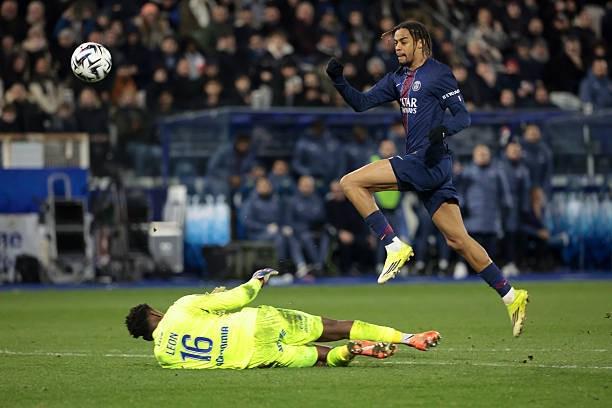 九游app下载最新版本-法甲：巴尔科拉制胜 巴黎1-0暂登顶